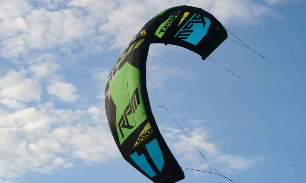 Kitesurfen an der Schlei – Wassersport nahe Marina Hülsen